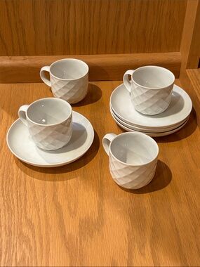 White Textured Ceramic Espresso  Cup and Saucer Set - 8 Pieces